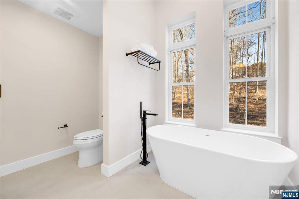 3 Bedroom Villa/Townhouse's Image 19