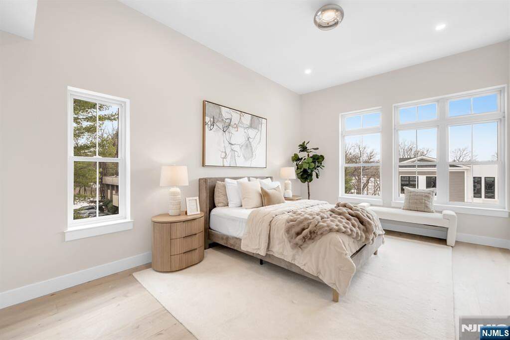 3 Bedroom Villa/Townhouse's Image 24