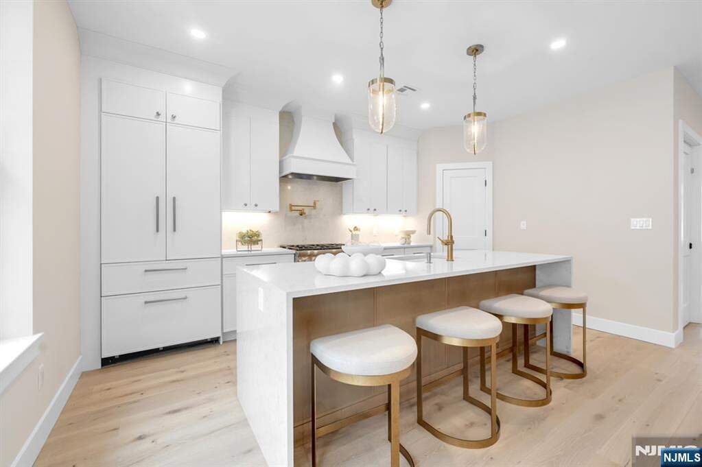 3 Bedroom Villa/Townhouse's Image 5