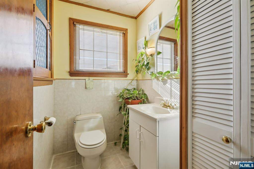3 Bedroom Single Family Home/House's Image 13