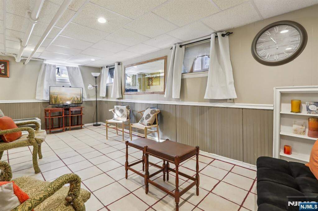 3 Bedroom Single Family Home/House's Image 24