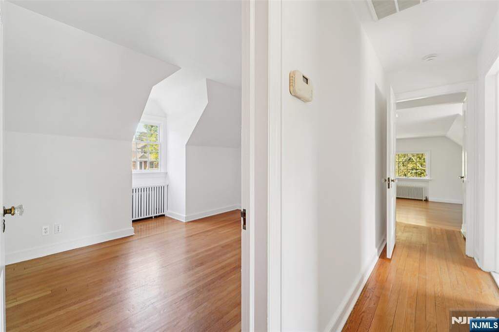 4 Bedroom Single Family Home/House's Image 12