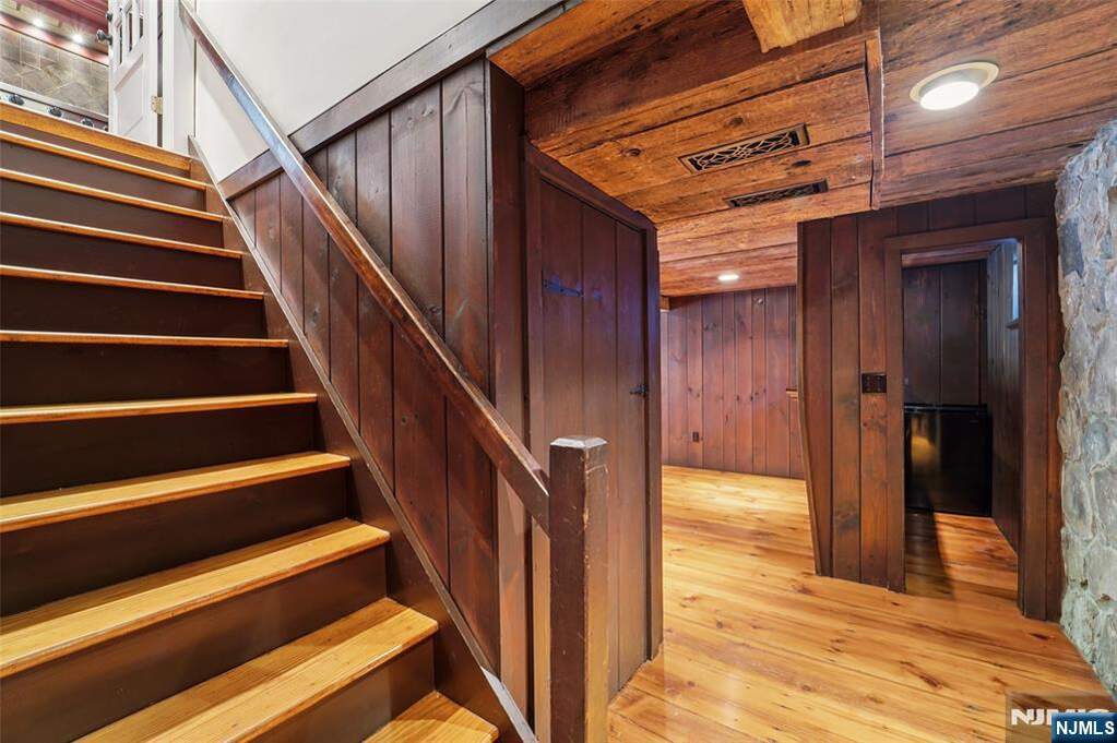 4 Bedroom Single Family Home/House's Image 18