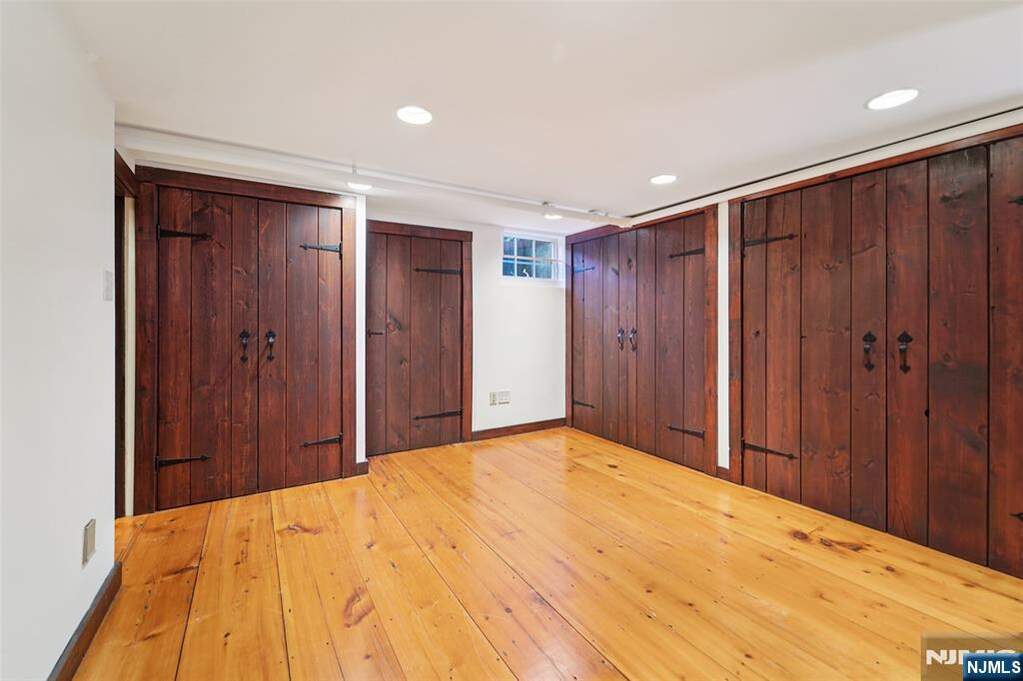 4 Bedroom Single Family Home/House's Image 23