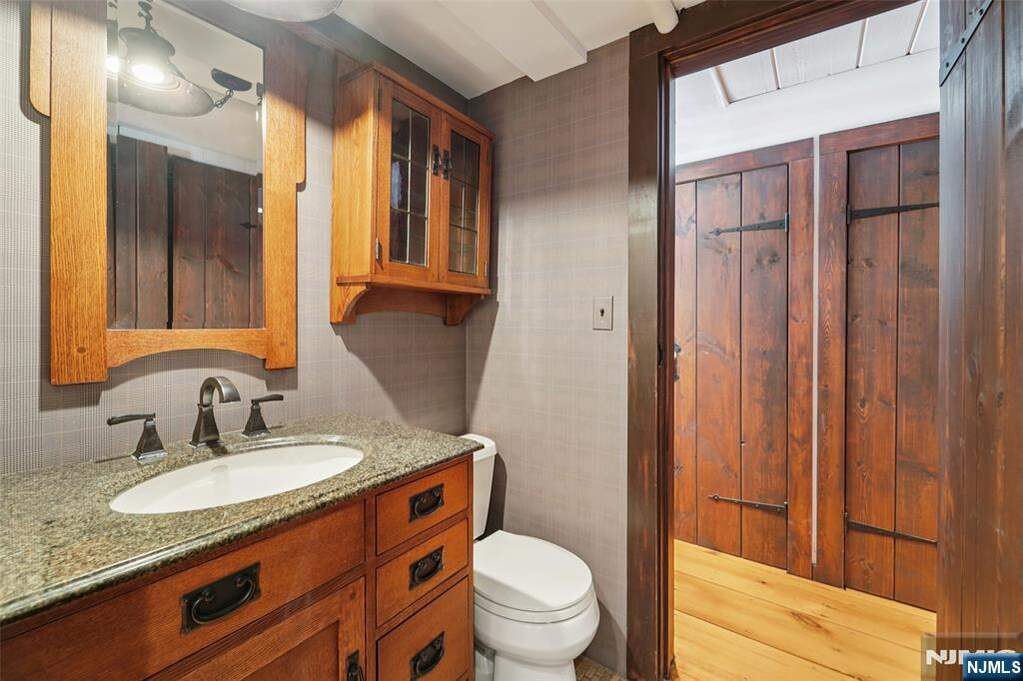 4 Bedroom Single Family Home/House's Image 25