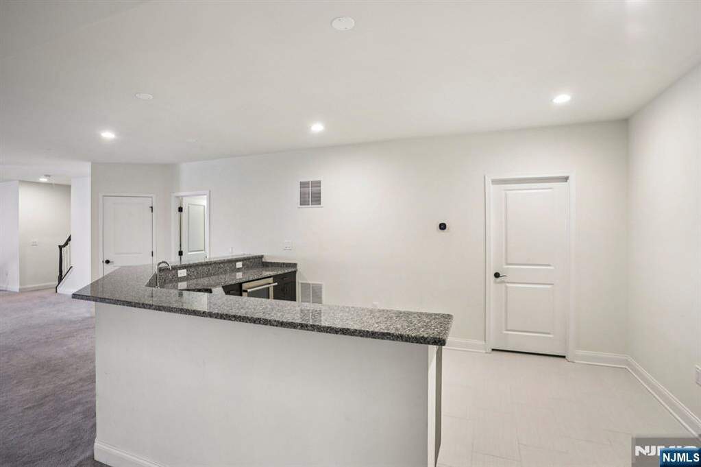 5 Bedroom Single Family Home/House's Image 41