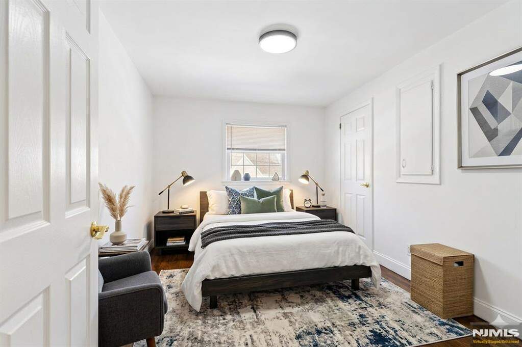 4 Bedroom Single Family Home/House's Image 13