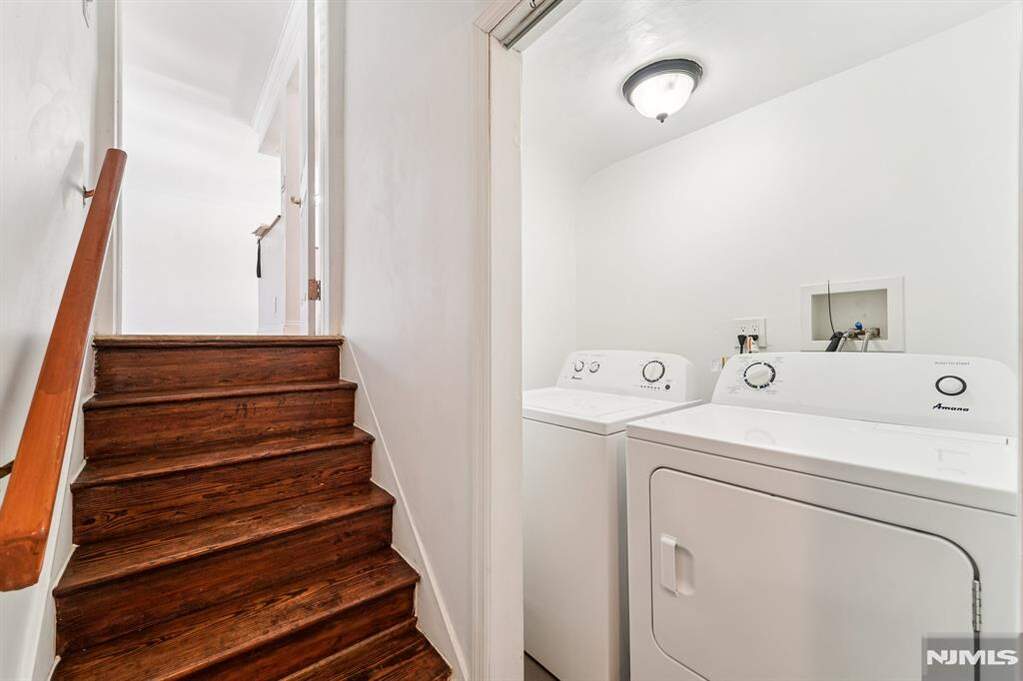 4 Bedroom Single Family Home/House's Image 27