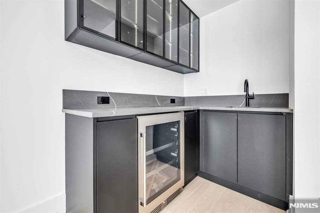 4 Bedroom Villa/Townhouse's Image 24
