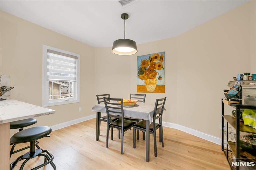 2 Bedroom Single Family Home/House's Image 11