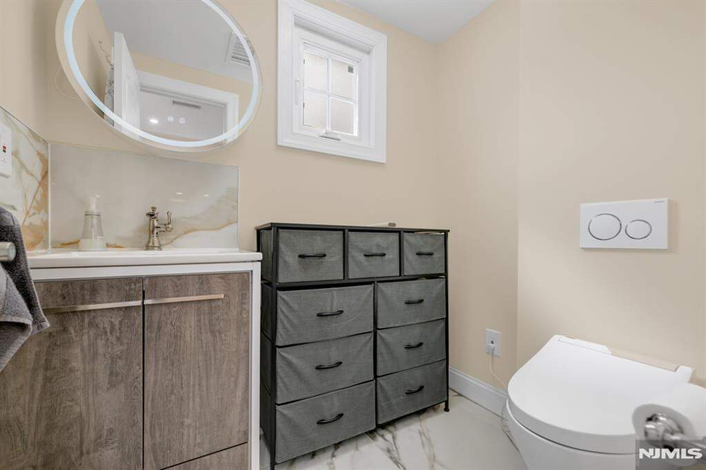 2 Bedroom Single Family Home/House's Image 14