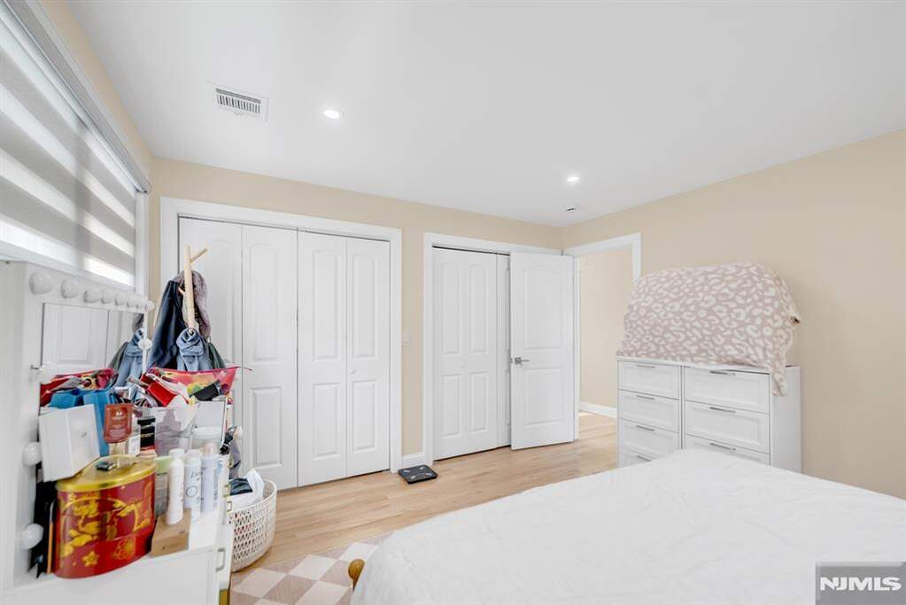 2 Bedroom Single Family Home/House's Image 17