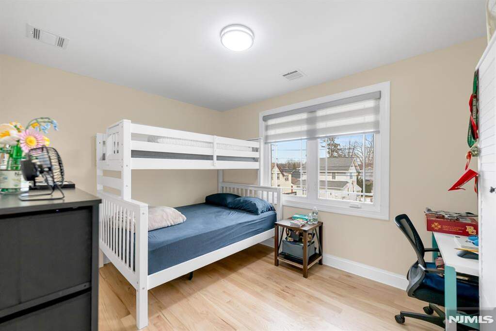 2 Bedroom Single Family Home/House's Image 18