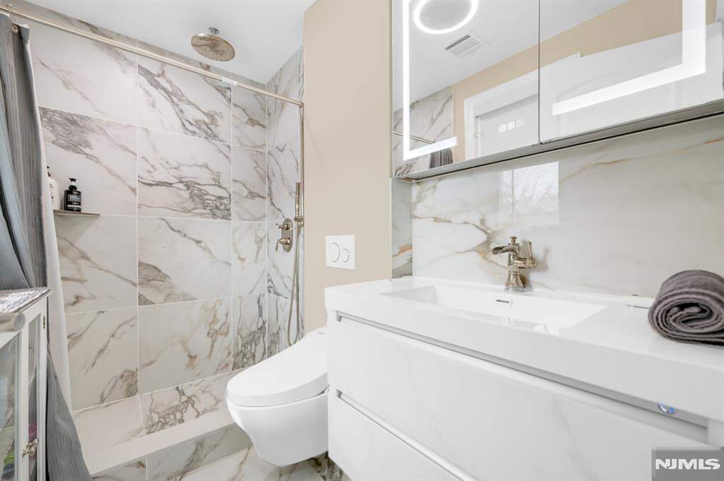 2 Bedroom Single Family Home/House's Image 21