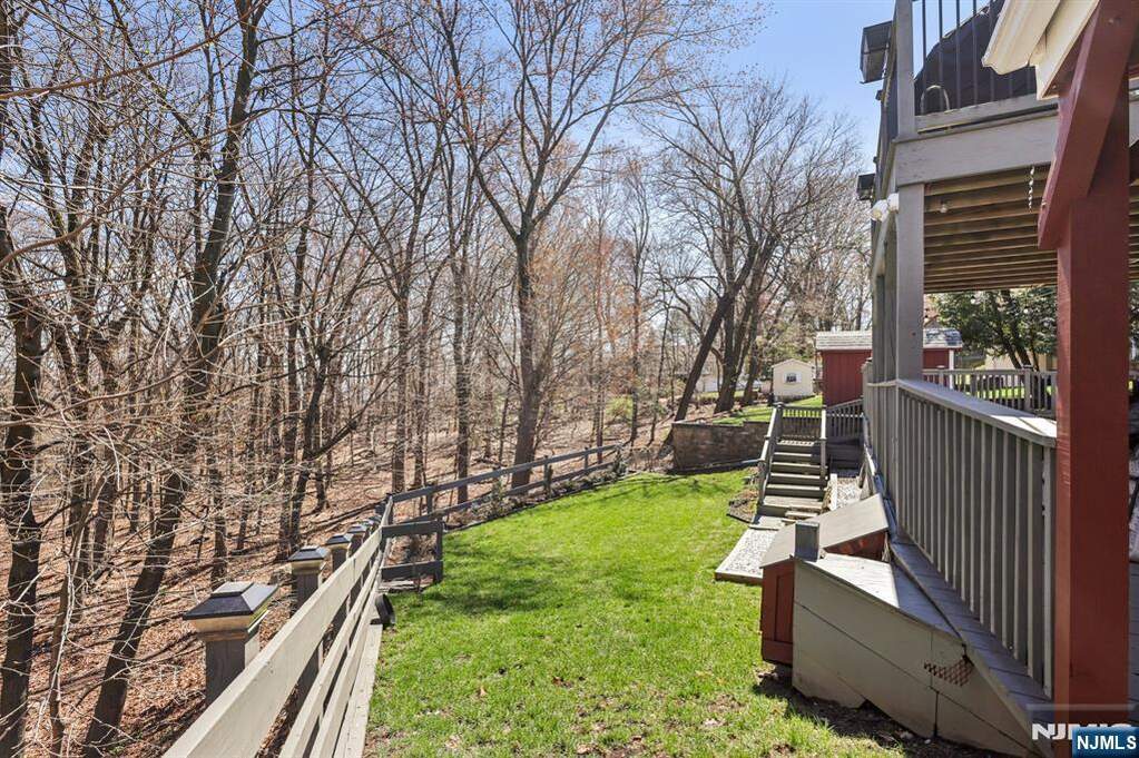3 Bedroom Single Family Home/House's Image 33