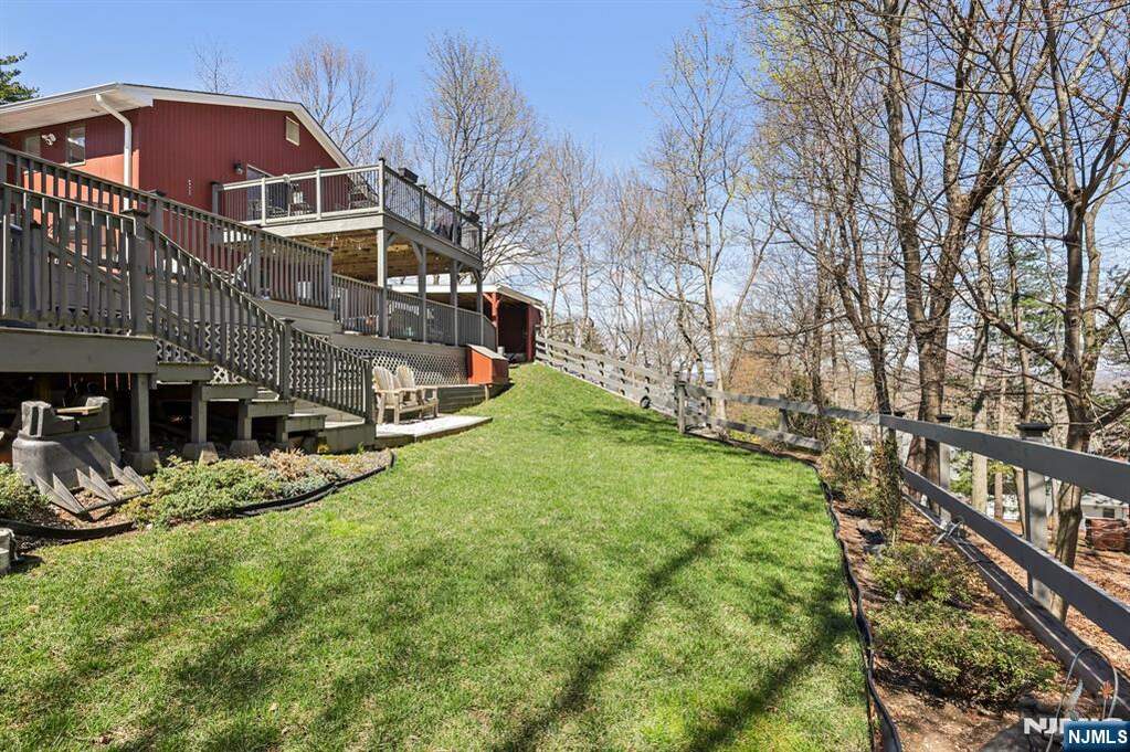 3 Bedroom Single Family Home/House's Image 35