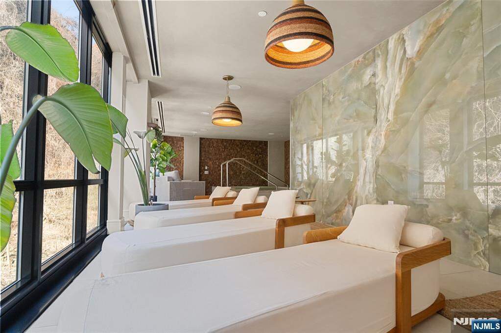 3 Bedroom Apartment/Flat's Image 34