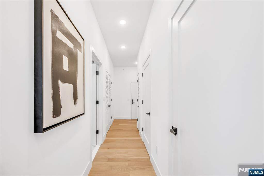 2 Bedroom Apartment/Flat's Image 9