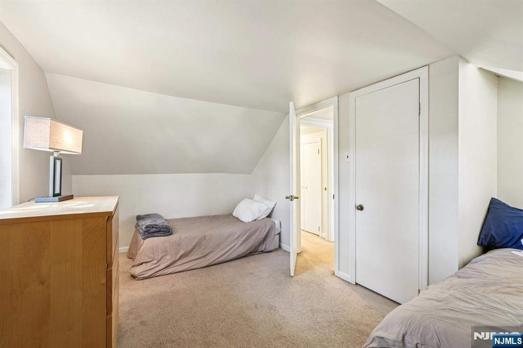 2 Bedroom Single Family Home/House's Image 10