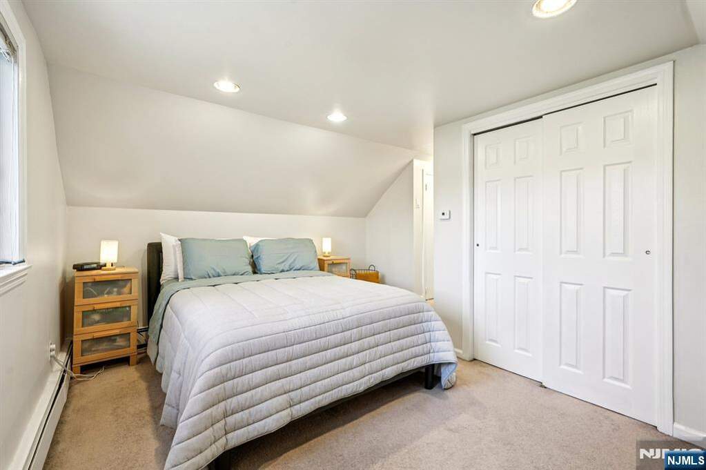 2 Bedroom Single Family Home/House's Image 11