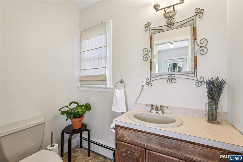 2 Bedroom Single Family Home/House's Image 12