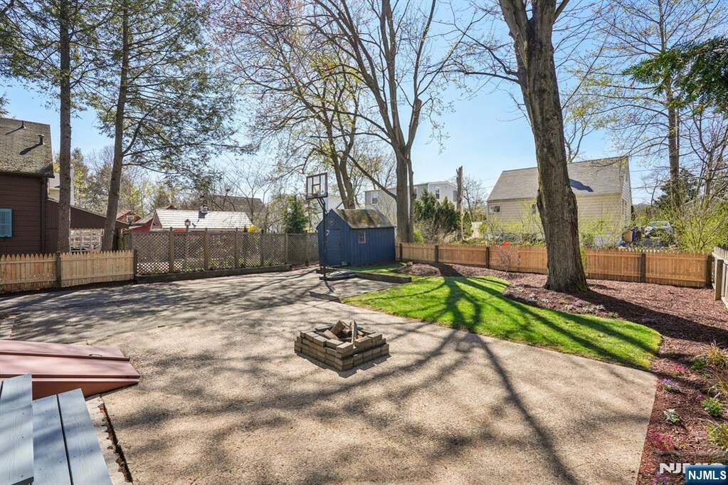 2 Bedroom Single Family Home/House's Image 18
