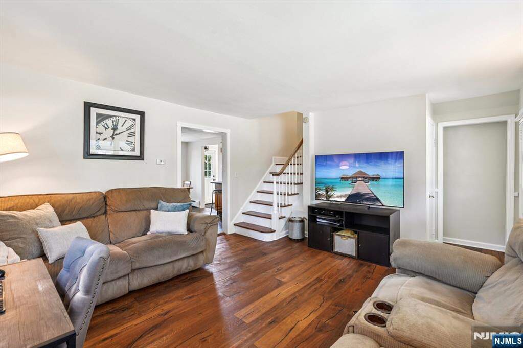 2 Bedroom Single Family Home/House's Image 3