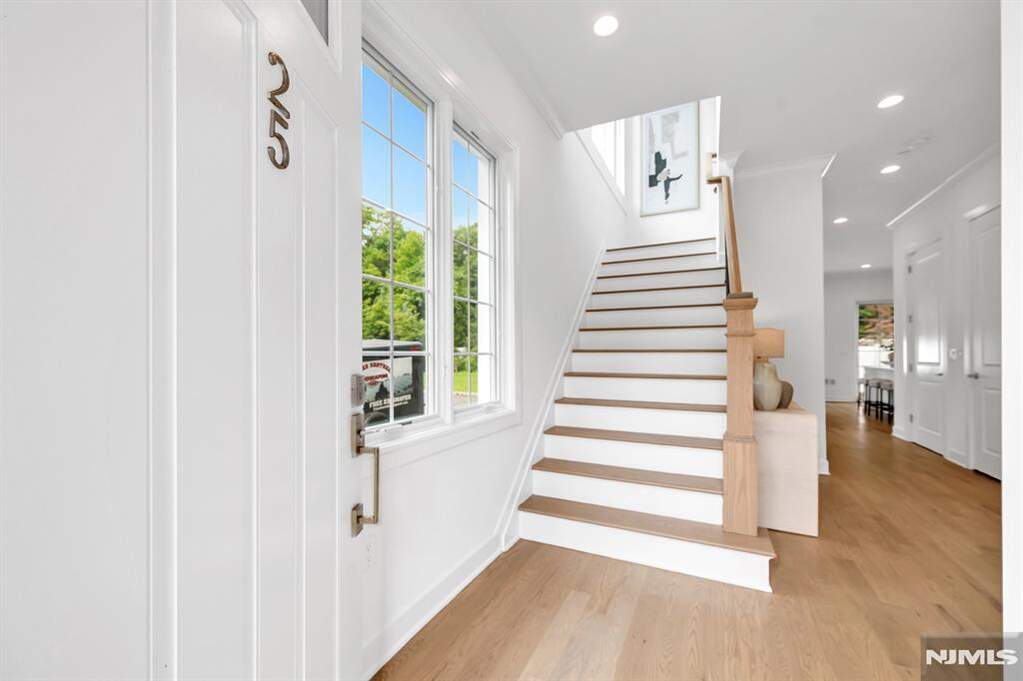3 Bedroom Villa/Townhouse's Image 15