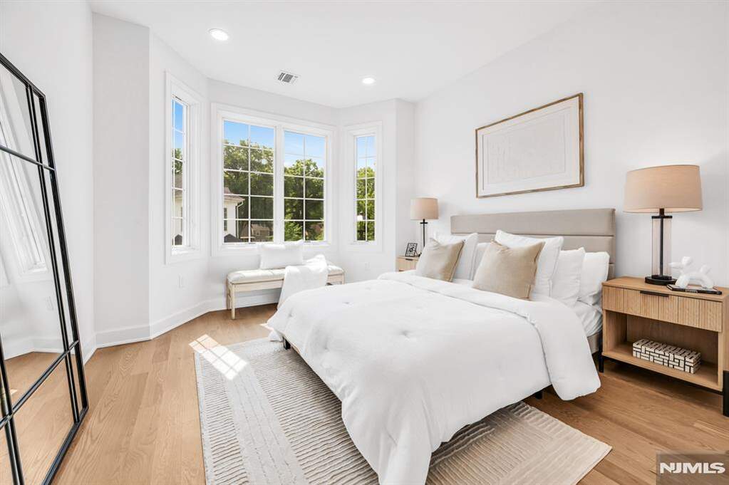 3 Bedroom Villa/Townhouse's Image 26