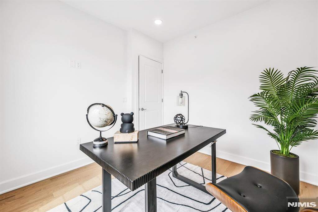 3 Bedroom Villa/Townhouse's Image 31