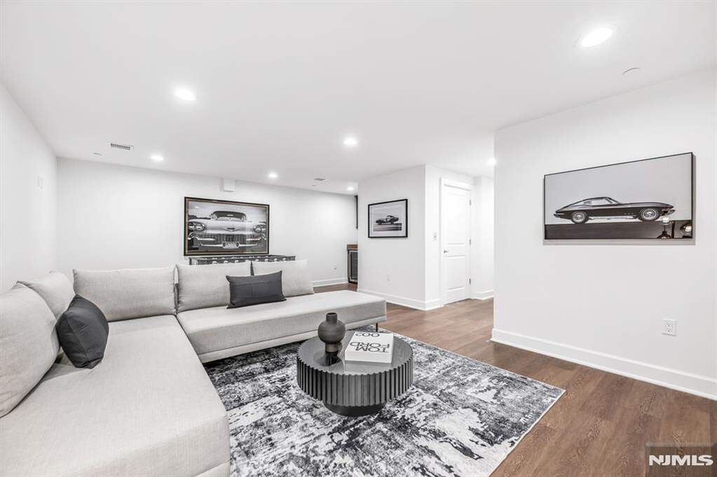 3 Bedroom Villa/Townhouse's Image 39