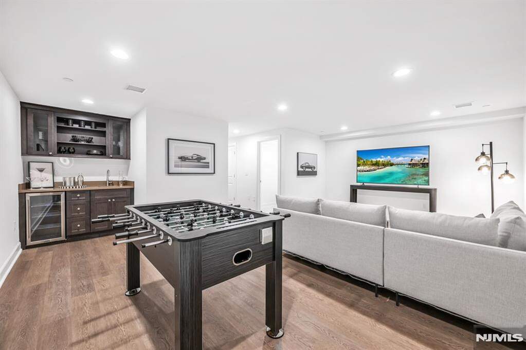 3 Bedroom Villa/Townhouse's Image 41