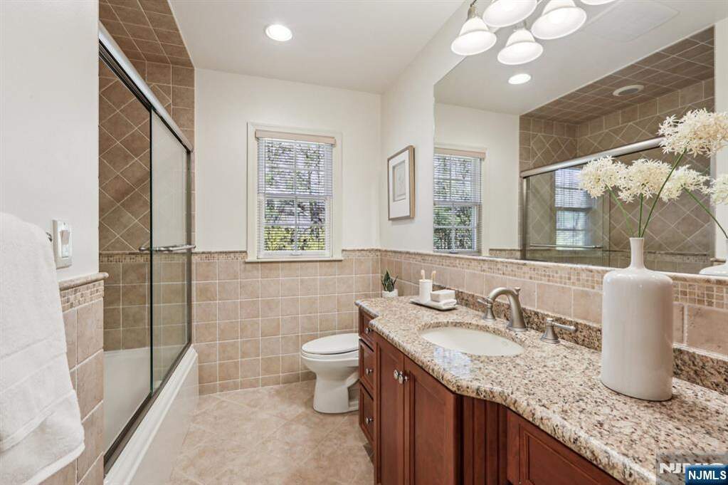 3 Bedroom Single Family Home/House's Image 19