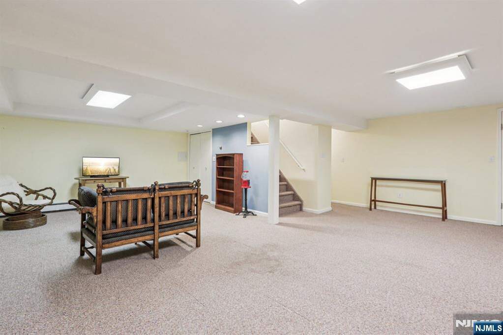 3 Bedroom Single Family Home/House's Image 21