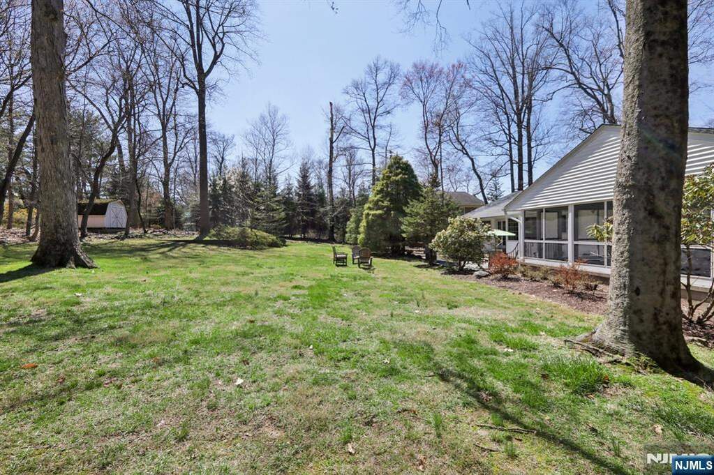 3 Bedroom Single Family Home/House's Image 25