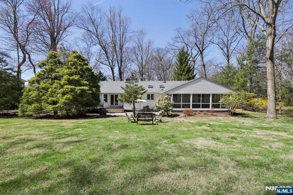 3 Bedroom Single Family Home/House's Image 26