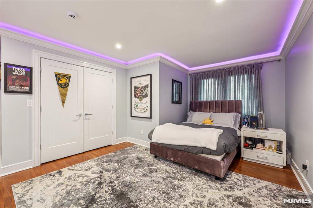 4 Bedroom Single Family Home/House's Image 31