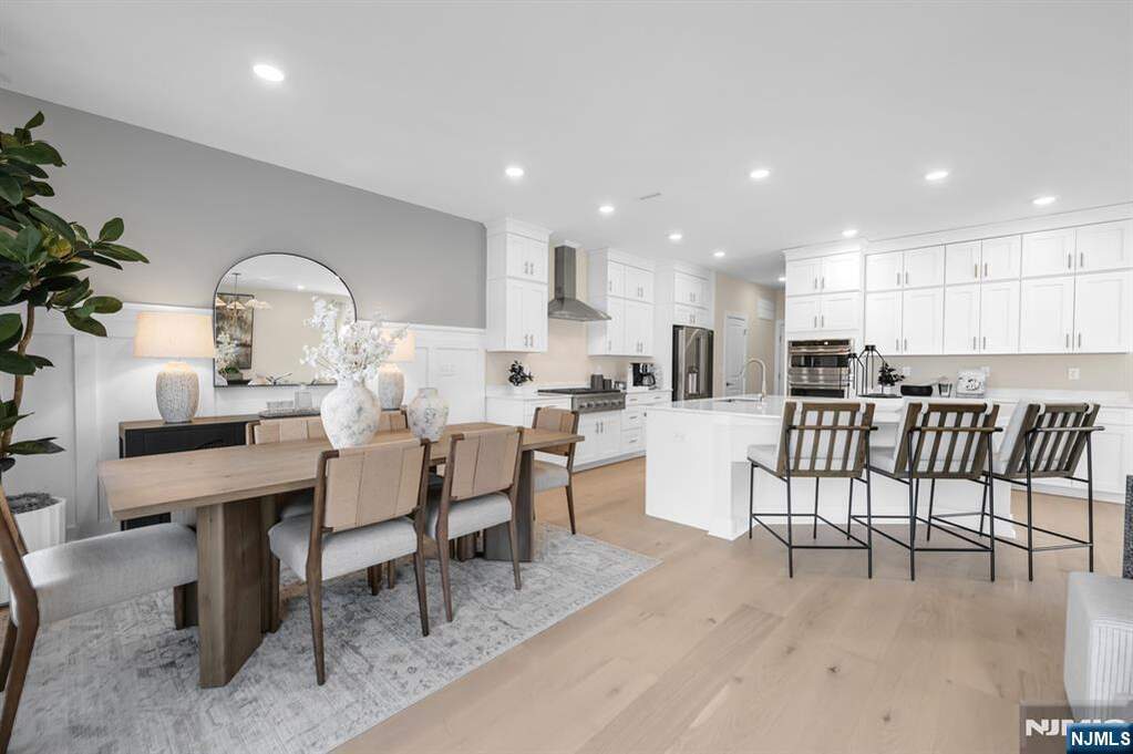 3 Bedroom Villa/Townhouse's Image 6