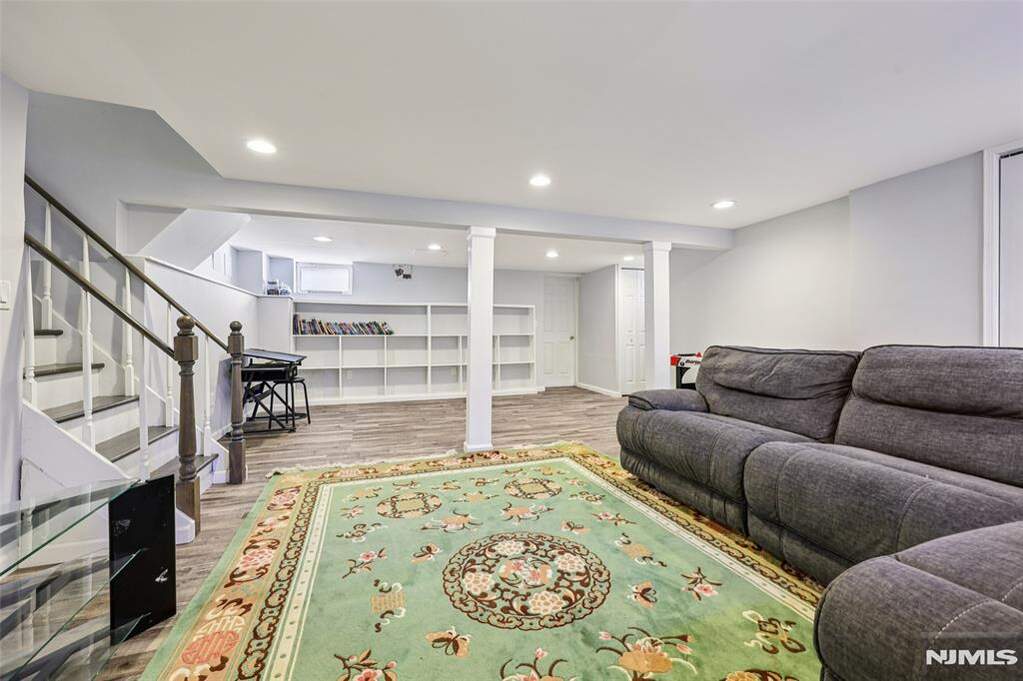 3 Bedroom Single Family Home/House's Image 19