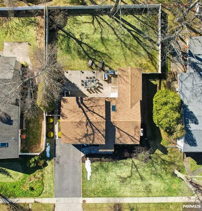3 Bedroom Single Family Home/House's Image 23