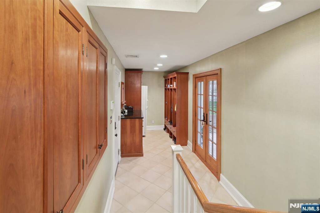 4 Bedroom Single Family Home/House's Image 13