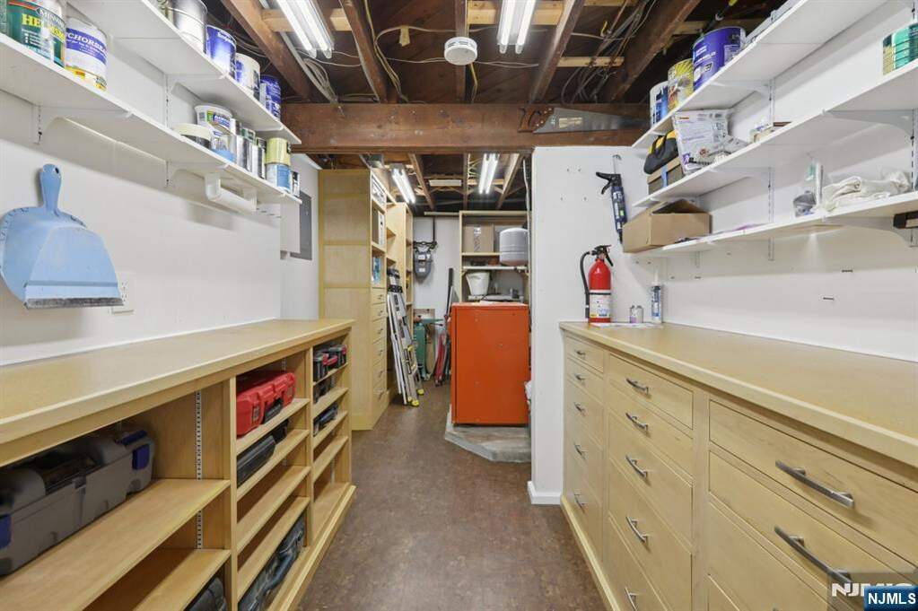 4 Bedroom Single Family Home/House's Image 31