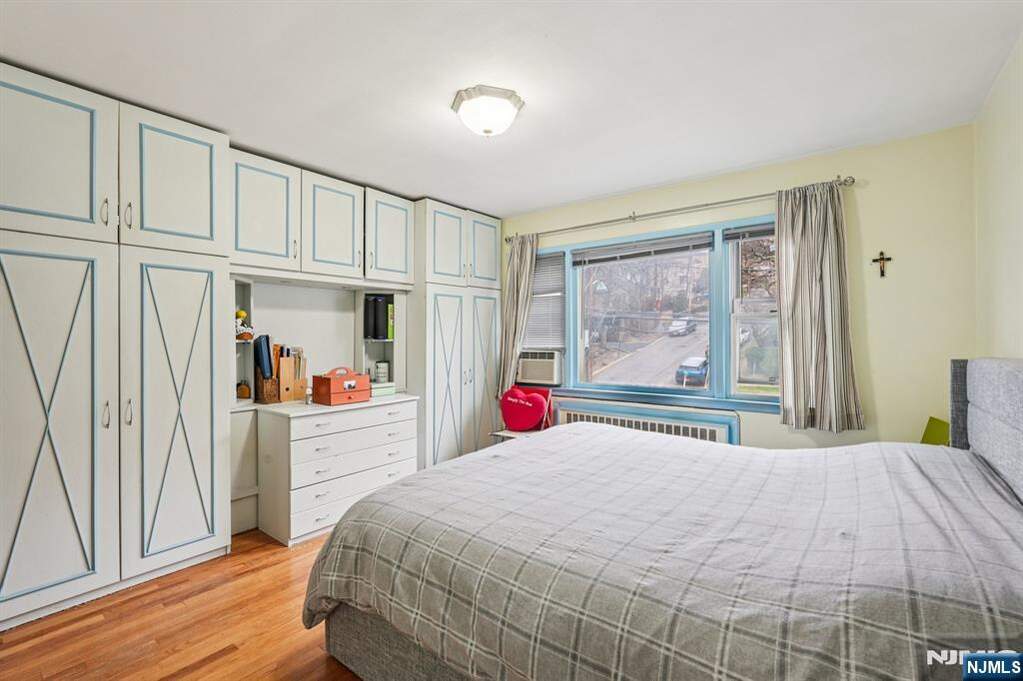 5 Bedroom Multi Unit's Image 13