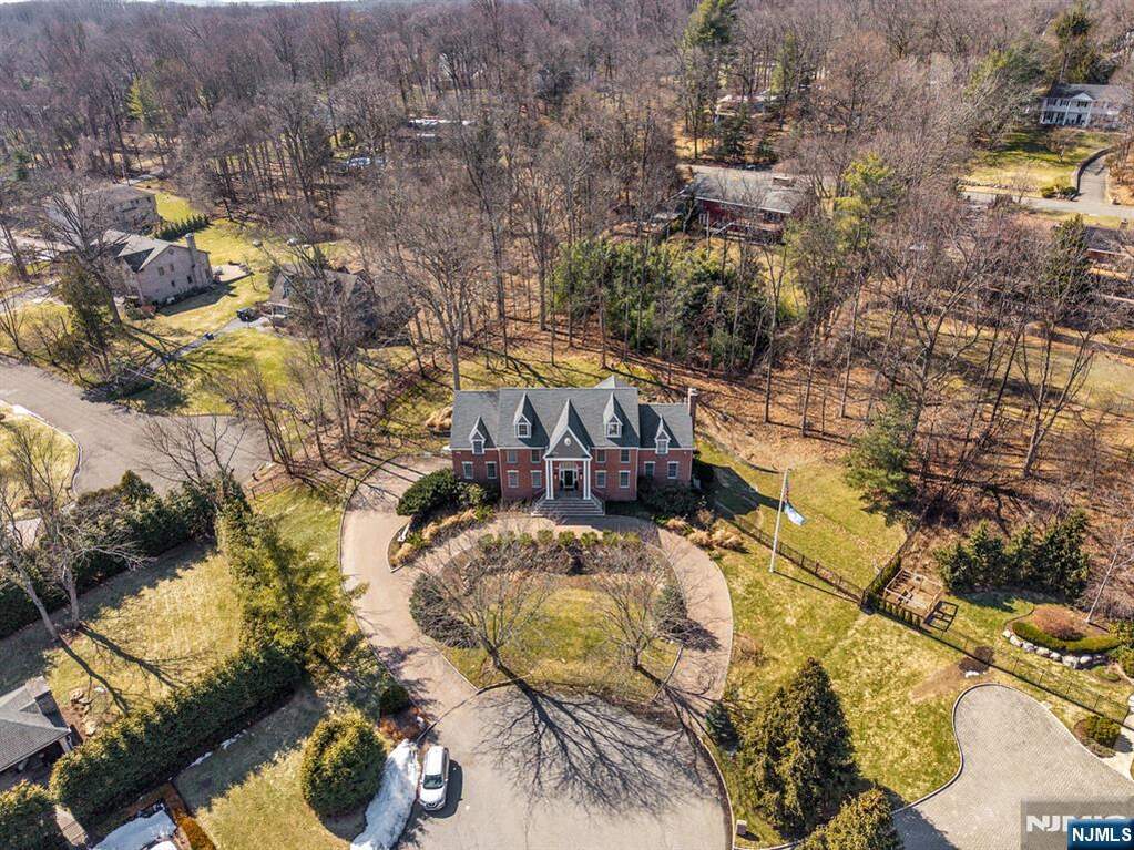 5 Bedroom Single Family Home/House's Image 45