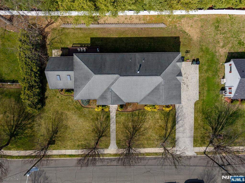 4 Bedroom Single Family Home/House's Image 46