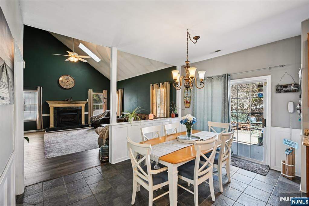 4 Bedroom Single Family Home/House's Image 13