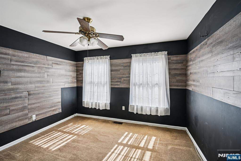 4 Bedroom Single Family Home/House's Image 33