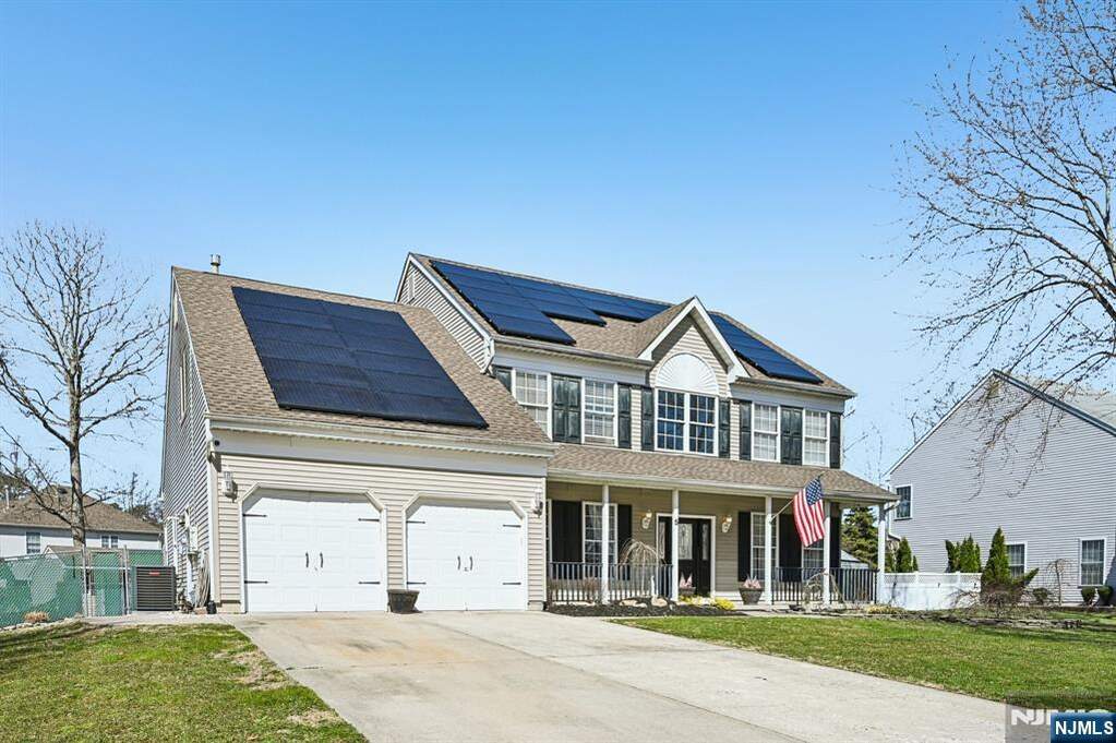 4 Bedroom Single Family Home/House's Image 47