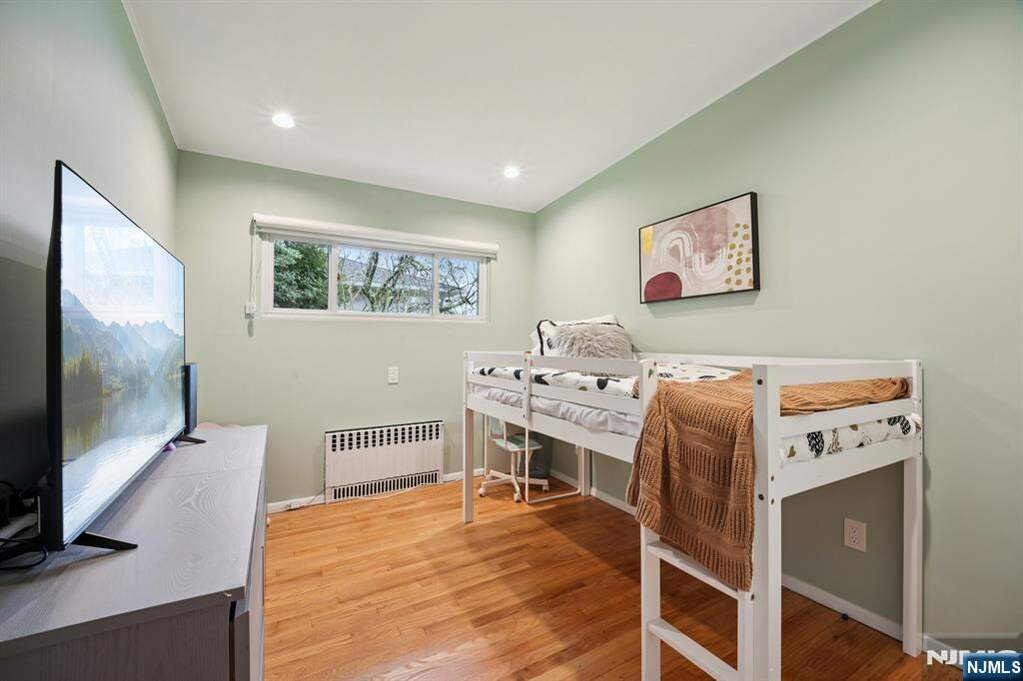3 Bedroom Single Family Home/House's Image 20