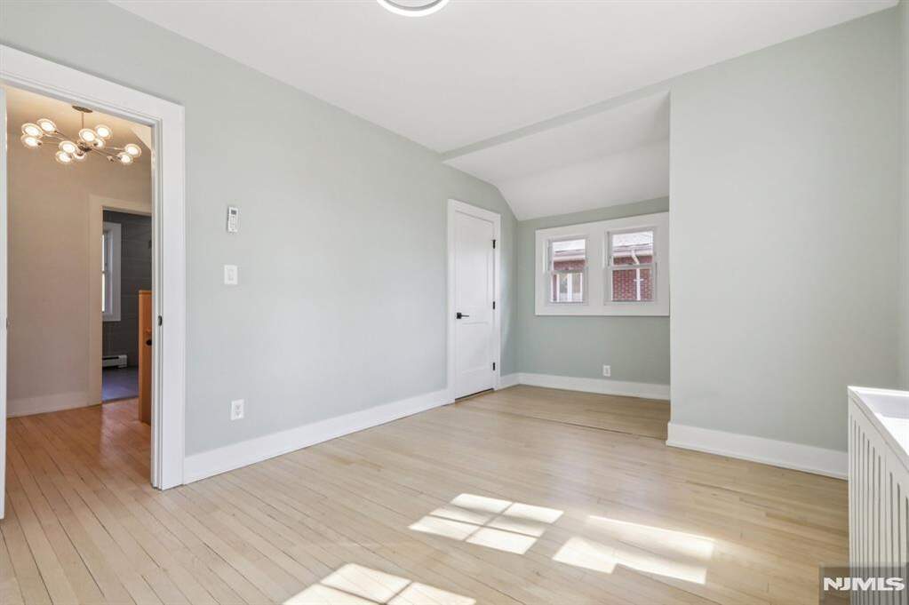 5 Bedroom Single Family Home/House's Image 17